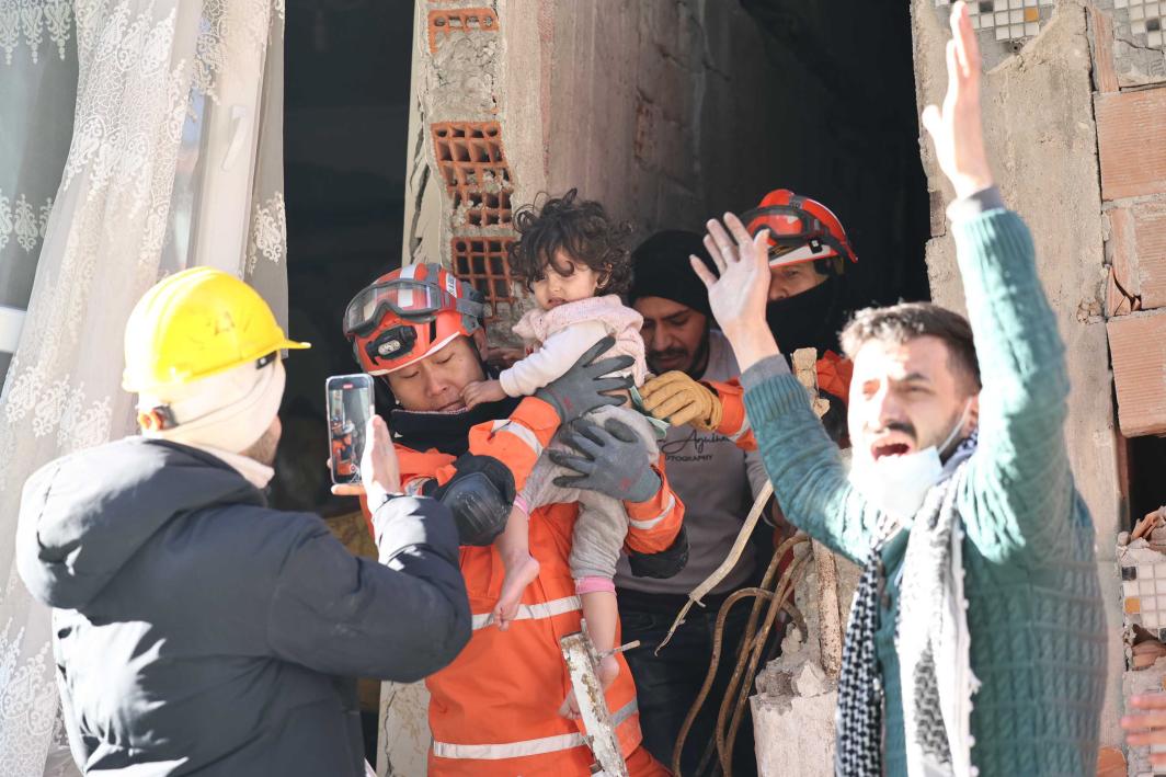 Death Toll From Turkey Earthquake Exceeds 19 800 As Survivors Struggle